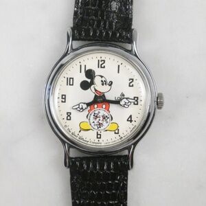 Vintage Lorus Mickey Mouse Quartz Ladies Watch